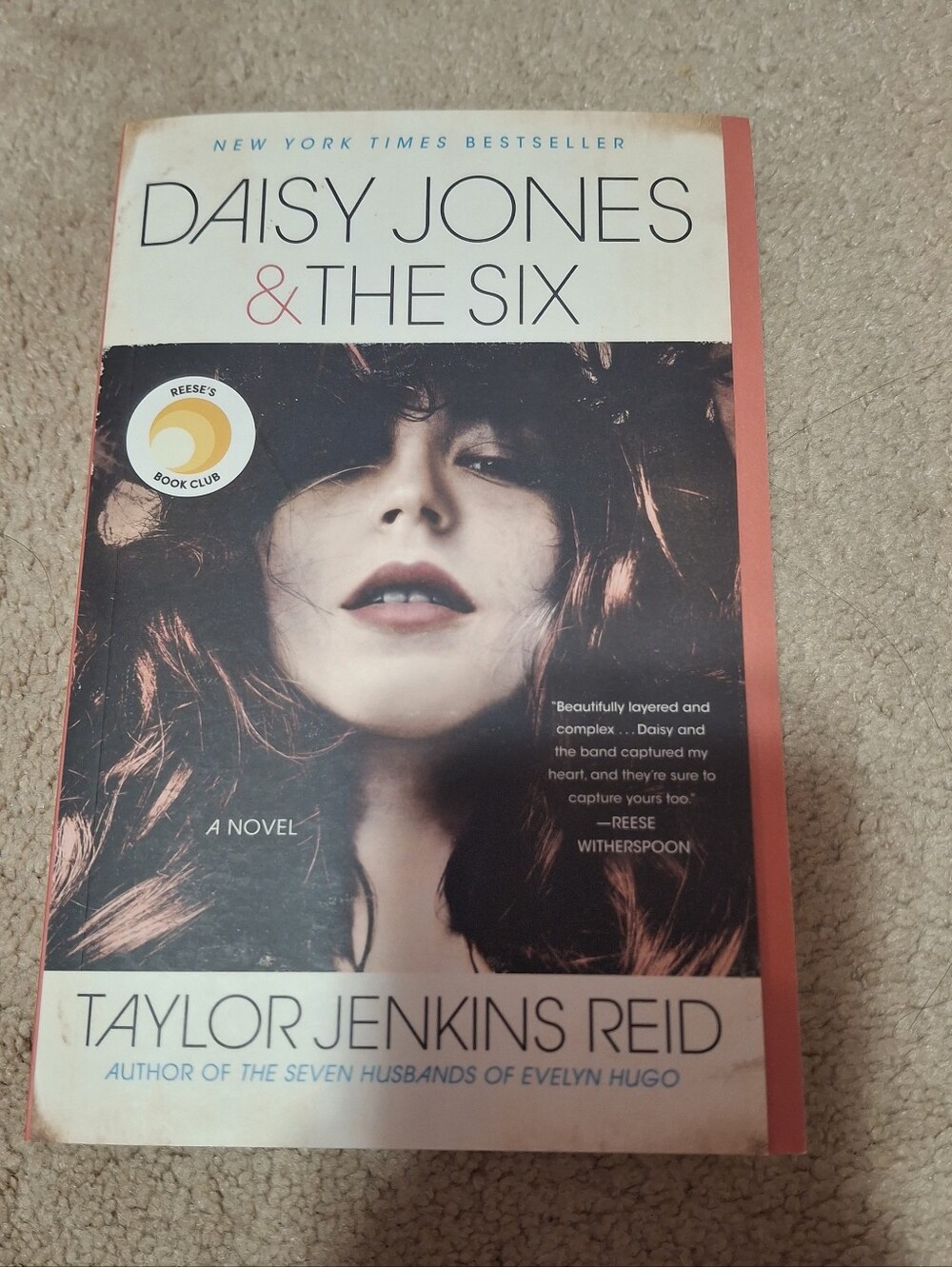 Daisy Jones & The Six - Taylor Jenkins Reid Paperback Book